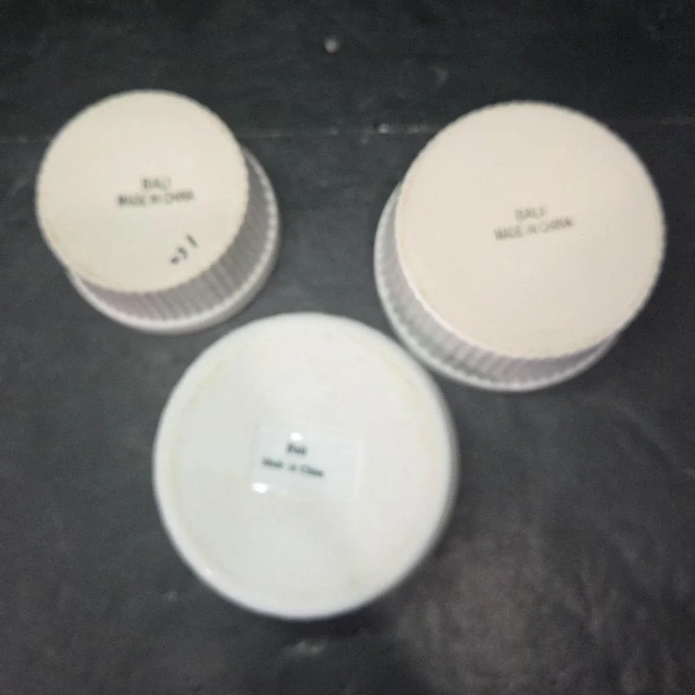 Bali White Ceramic Ribbed Bowls, Set of‎ 3, Vintage Replacement Kitchenware